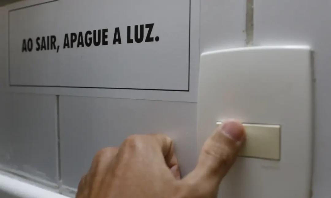 Aneel aprova reajuste de 14,97% na conta de luz de clientes da RGE