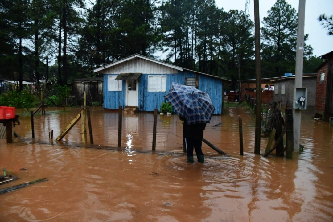 Rios Taquari, Jacuí e Caí amanhecem acima da cota de inundação no Rio Grande do Sul